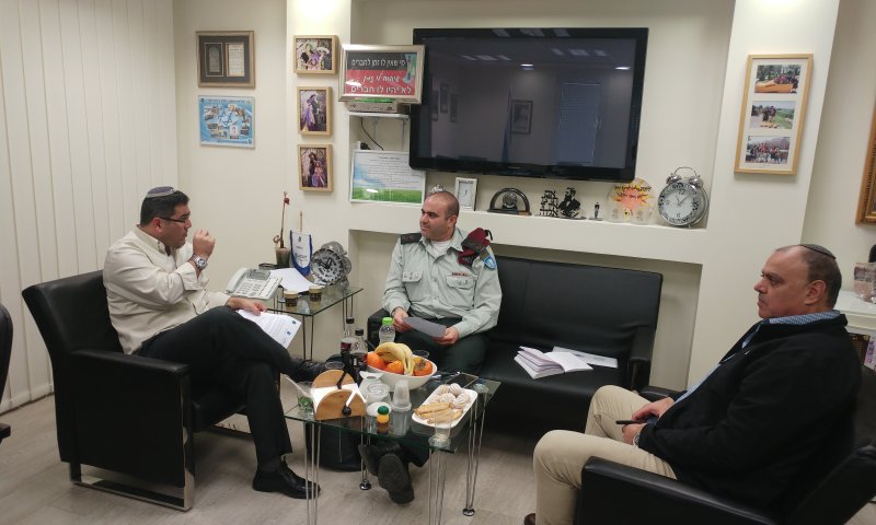 השירות הלאומי מחזק את קשרי העבודה מול צה"ל