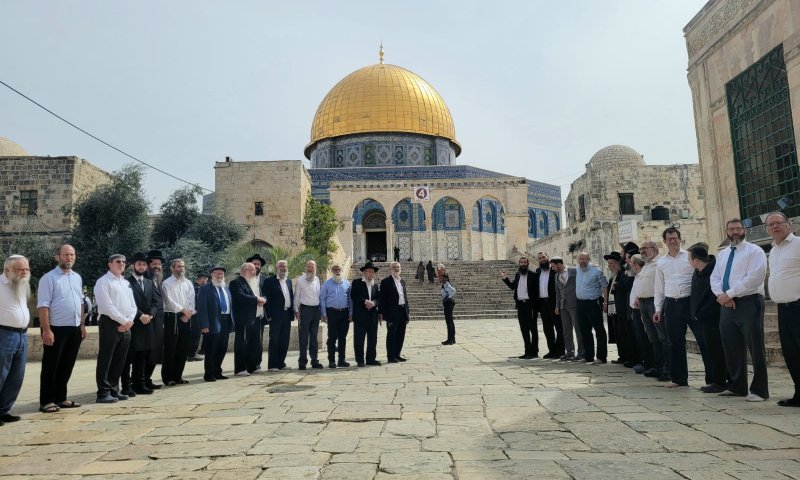 50 רבנים עלו להר הבית: "חותמת היתר רבנית"