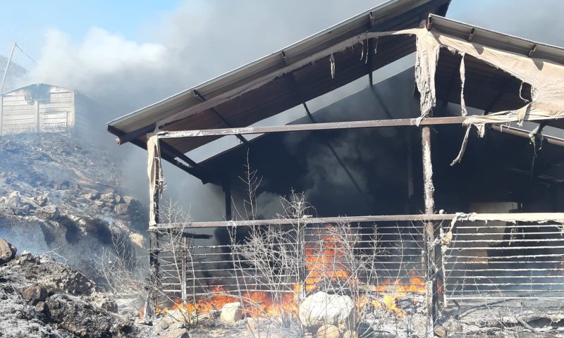 יצהר: ערבים הציתו שריפה, ארבעה מבנים עלו באש