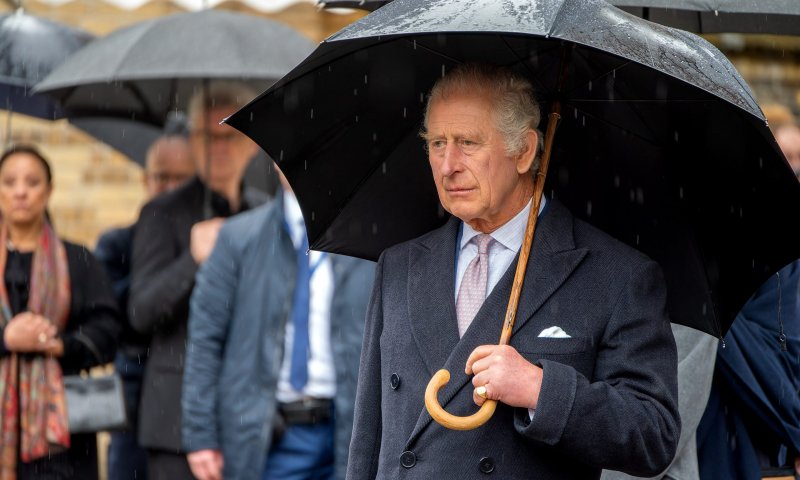 המלך צ'ארלס מגיב לראשונה לאחר שאובחן עם סרטן