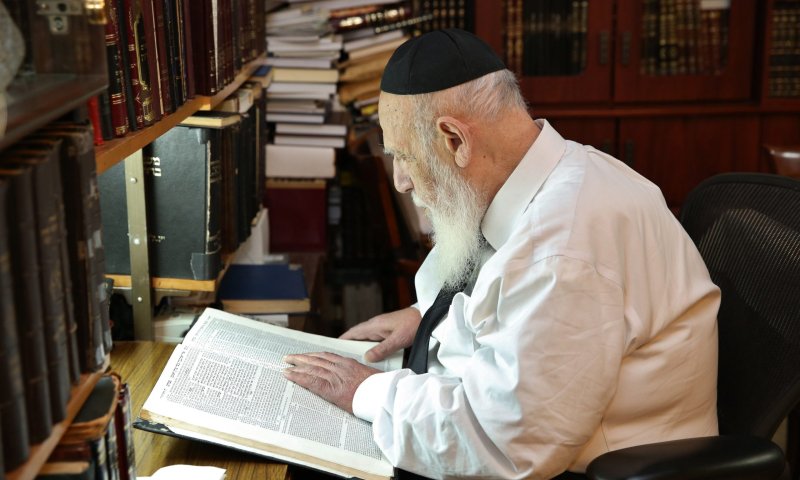 סופדים לרב שלום כהן: "שר וגדול הסתלק מאיתנו"