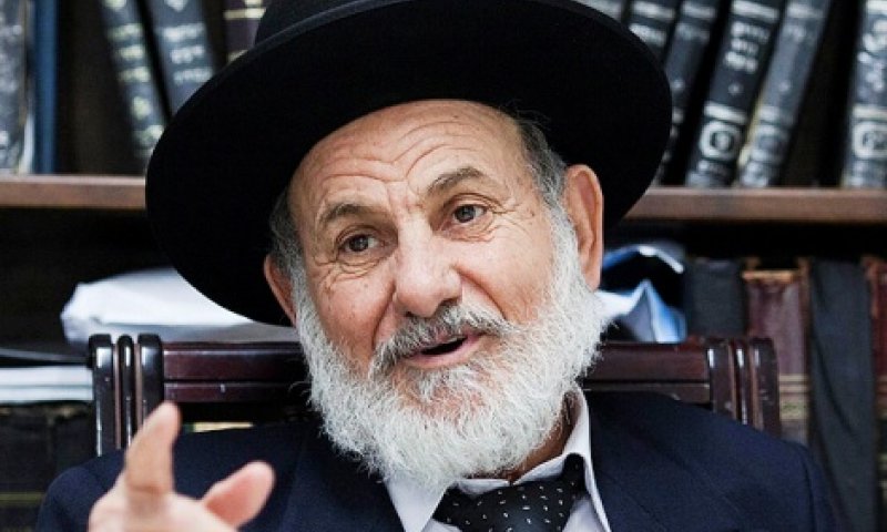 "האשכנזים חזקים, לספרדים אין אבא ואמא"