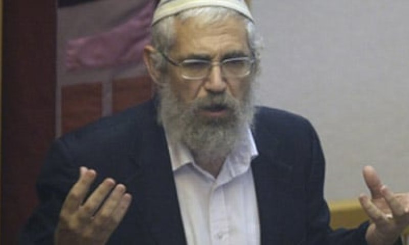 ברגע האחרון: בית-כנסת בת"א ביטל שיעור של הרב מוטי אלון