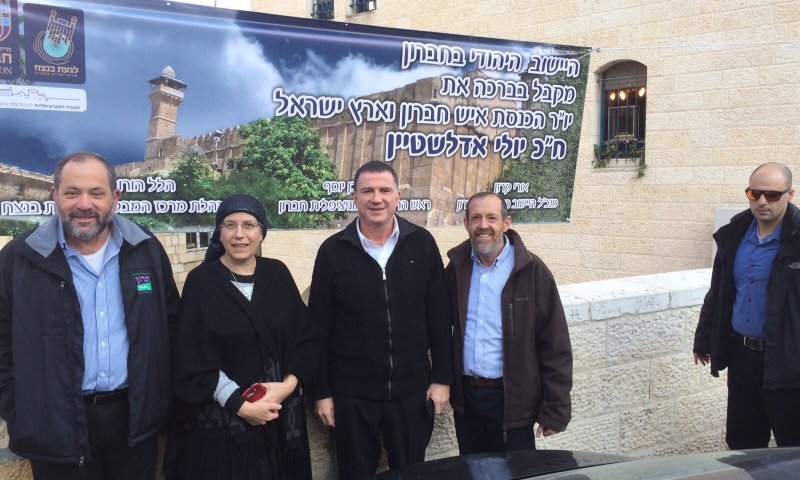 לא חושש: יו"ר הכנסת התארח השבת בחברון