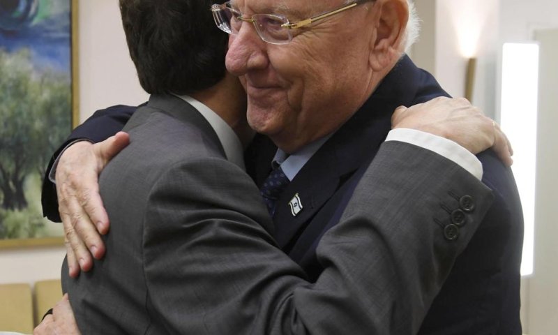 פגישה ראשונה של נשיא המדינה הנכנס והיוצא