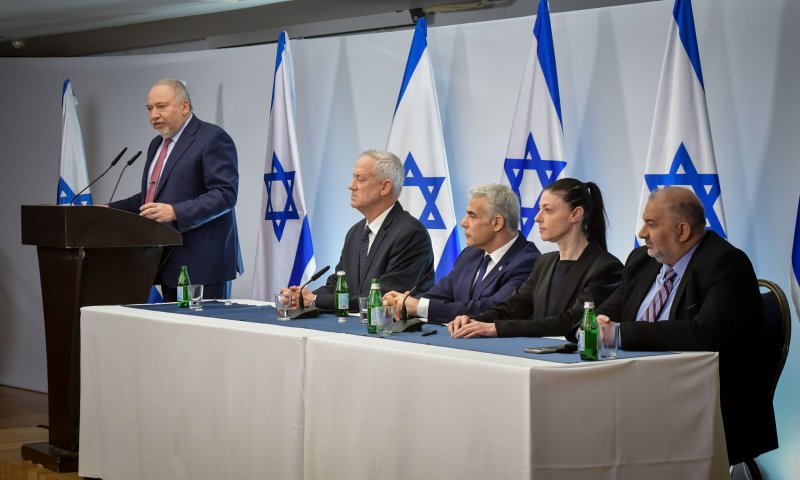 ליברמן תוקף: "אסור ליפול למלכודת של נתניהו"