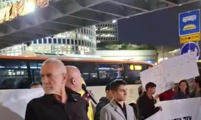 ראש המועצה לפני הפגישה עם רה"מ: "לא שחקנים בתיאטרון האבסורד"