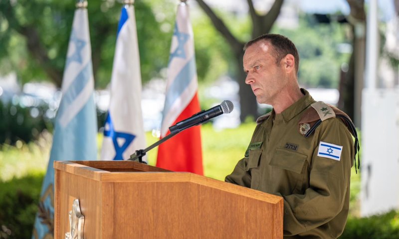 למרות הביקורת: שלומי בינדר הועלה לדרגת אלוף