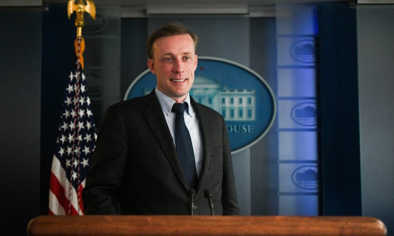 הבית הלבן אישר: היועץ לביטחון לאומי מגיע לסגור עסקה