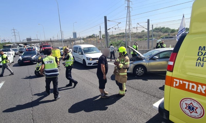 פצועה אנוש ושני פצועים נוספים בתאונה סמוך למבוא איילון