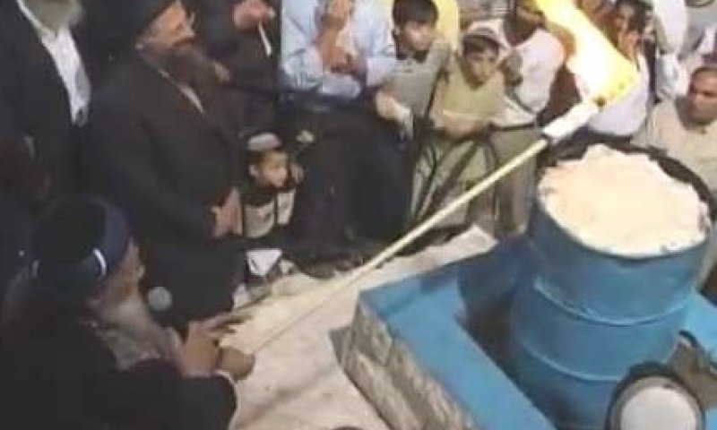 ההדלקה האחרונה של הרב מרדכי אליהו זצ"ל