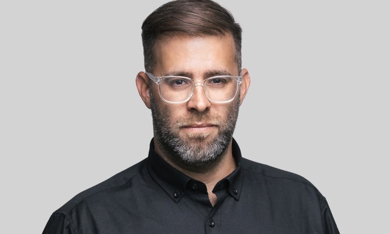 האם אורן חזן עובר חרם בתוך בית האח הגדול?