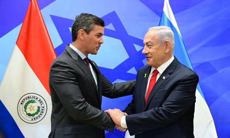 בקביעת מזוזה חגיגית: שגרירות פרגוואי נחנכה בירושלים | צפו