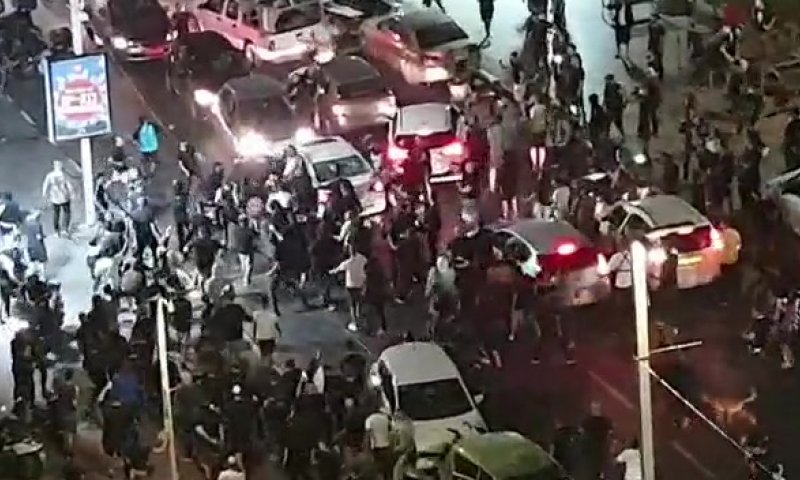 קריאות לעצור את האלימות: "אסור להידרדר לאנרכיה"