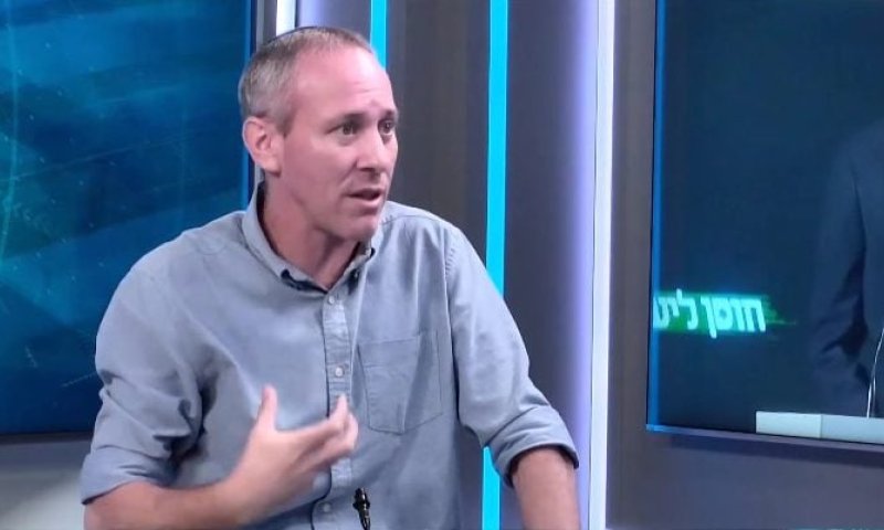 עריקים, סקרים פנימיים ובן גביר: השר טרופר באולפן