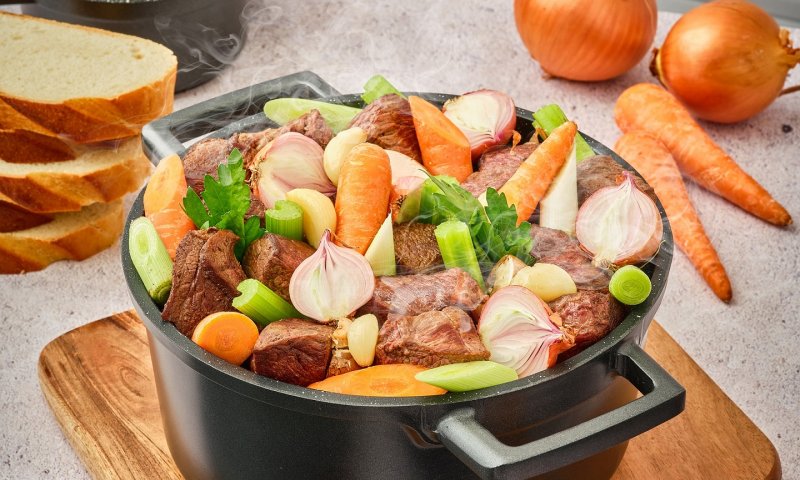 מתכון לקדירת בקר ושורשים חורפית