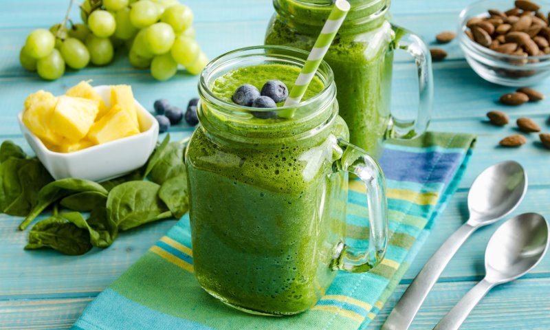 מיוחד לשרב: 5 מתכונים לשייקים מרעננים