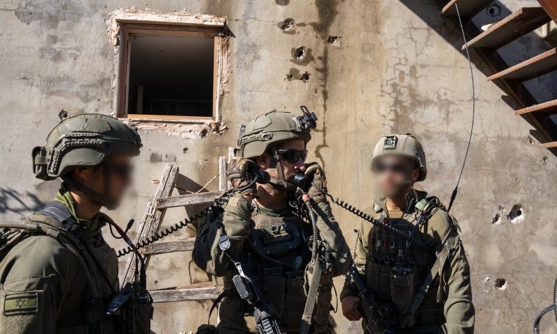 בתגובה לירי להר דב: צה״ל תקף מחבלים ותשתיות של חיזבאללה