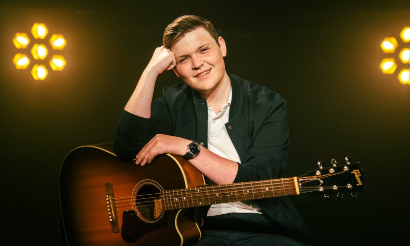 ילד הפלא חיים ציפל משיק סינגל חדש וחשוף