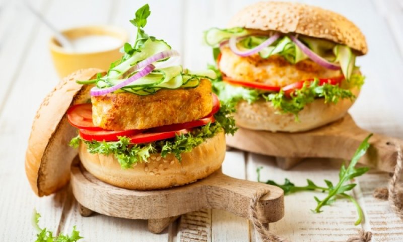 פייש-בורגר: מתכון שתרצו לאמץ