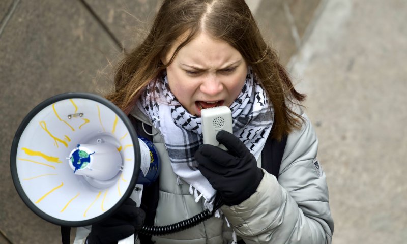 גרטה טונברג מסיתה נגד ענקית הספנות הדנית שמספקת ציוד לצה"ל