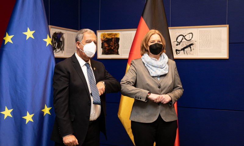 יו"ר הכנסת בגרמניה: "אירן מושכת זמן, אנחנו מוטרדים"