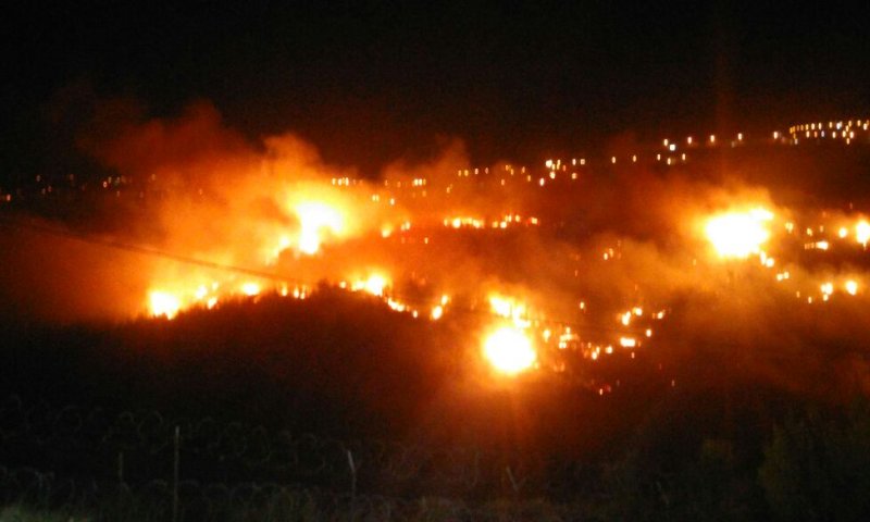 בגלל הלהבות: תושבים בטלמון פונו מבתיהם