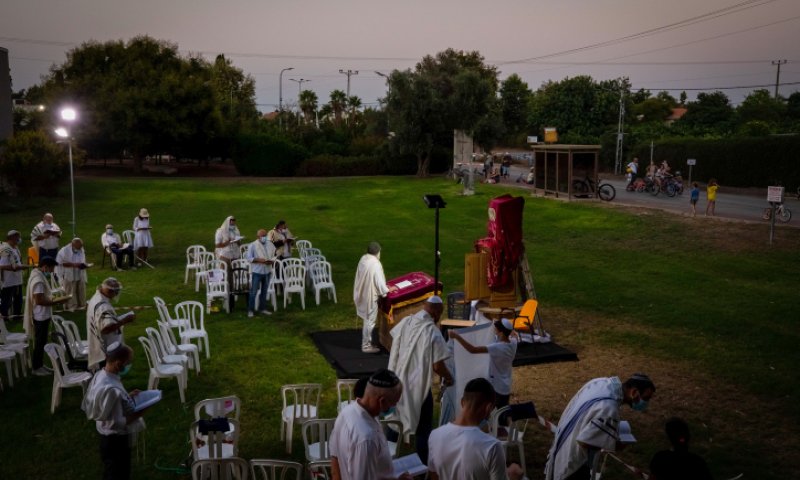 איך ממשיכים את האורות של יום כיפור לכל השנה?