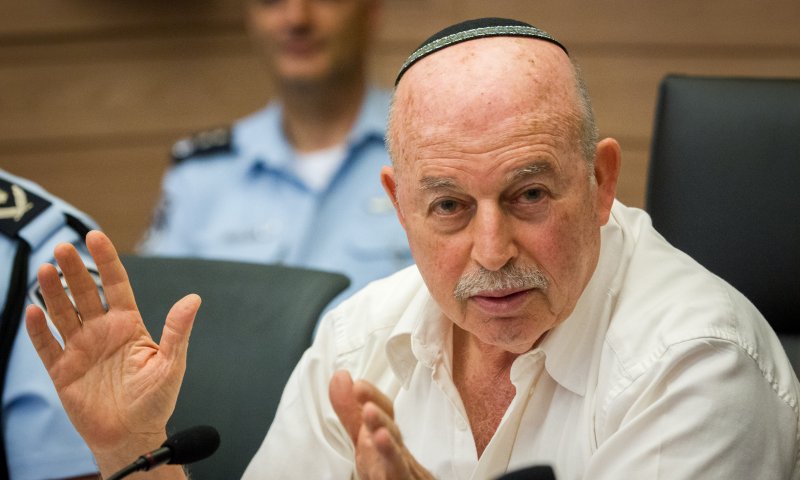 סלומינסקי נחקר באזהרה בפרשת ההטרדות המיניות