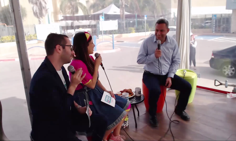 אלון דוידי במשאית הסרוגה: 'עושים הכל למען התושבים'