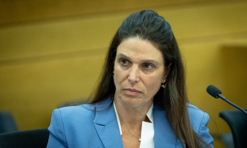 נציגת אלג'יר: "לא היה אונס"; רייטן: "תתביישי"