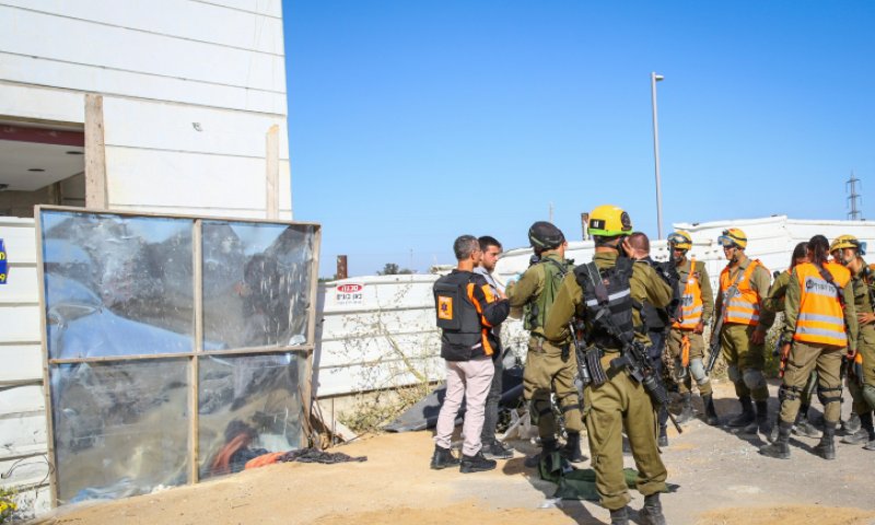 ראש עיריית אשקלון: "רוצים שהצד השני יחטוף מהלומה"