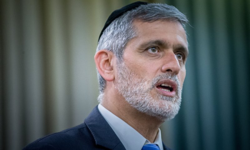 "שקרים": אלי ישי מגיב להאשמות של אריה דרעי