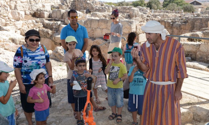 אלפי מטיילים התחברו לשורשים בחבל יתיר
