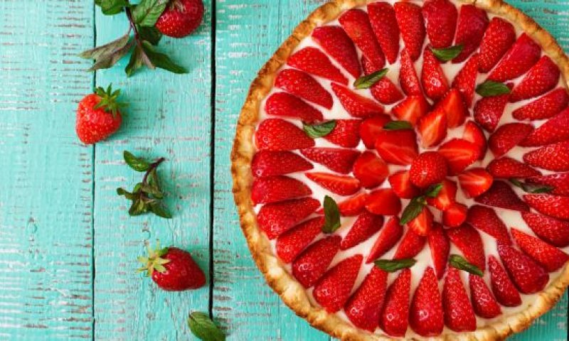 החיים תותים: זו העוגה שתשמחו להכין השבת