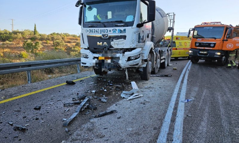 4 פצועים בתאונה בשומרון; צעירה חולצה במצב קשה