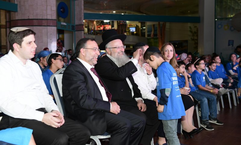 "עלינו לחזק את ההיכרות עם ההלכה כבר מינקות"