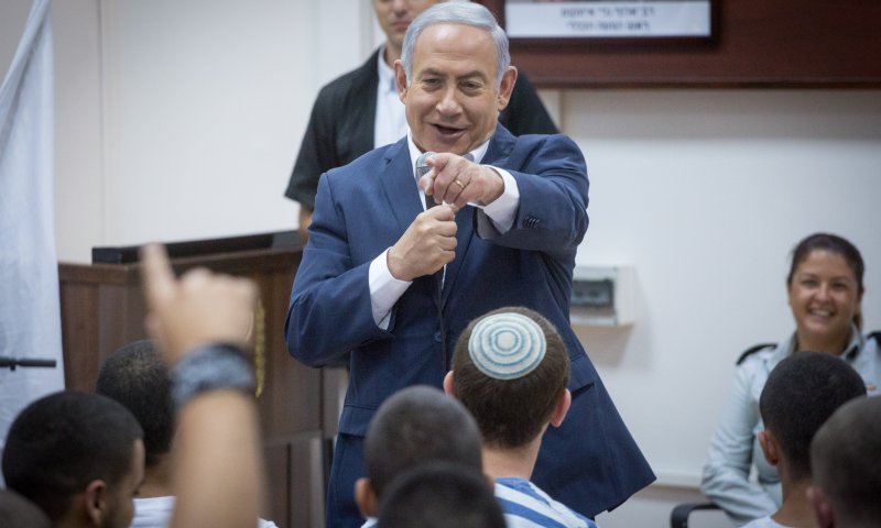 סקר: נתניהו מוביל, לפיד לא מתקרב וגבאי מתרסק