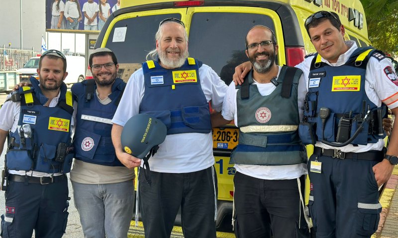 ניידת טיפול נמרץ חדשה נתרמה למד"א שדרות לזכר בני העיר