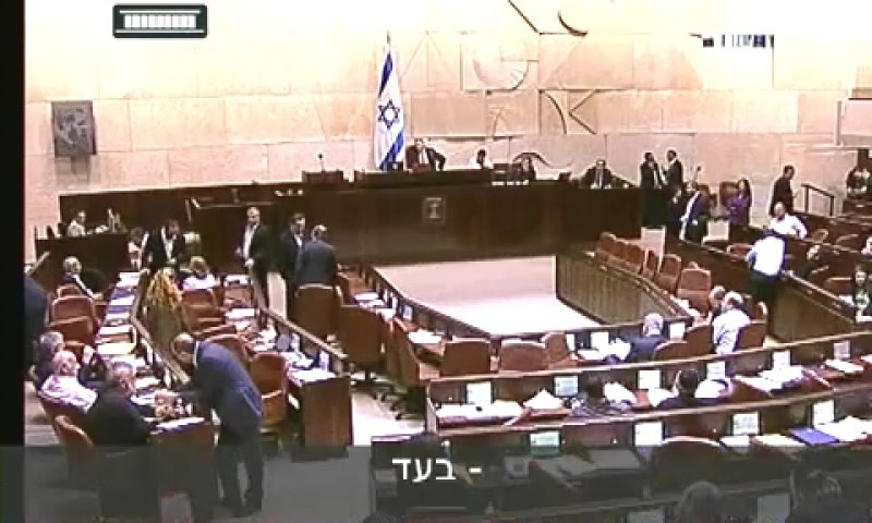 תעלומה בכנסת: מי הצביע במקום הח"כית?