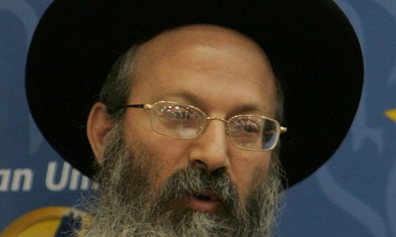 הרב מלמד: אין לסמוך על רופאים לקביעת מוות