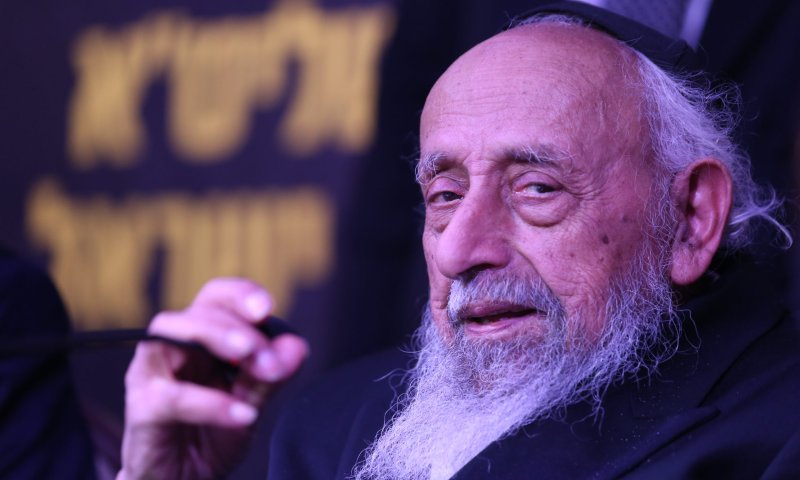 התפללו לרפואתו: החמרה במצבו של הרב בעדני