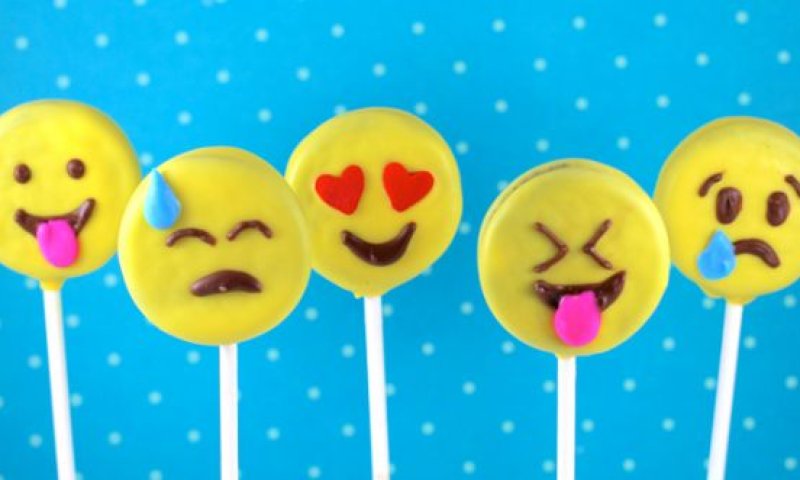 יום אימוג'י שמח: 3 מתכונים מחייכים שתשמחו לאמץ