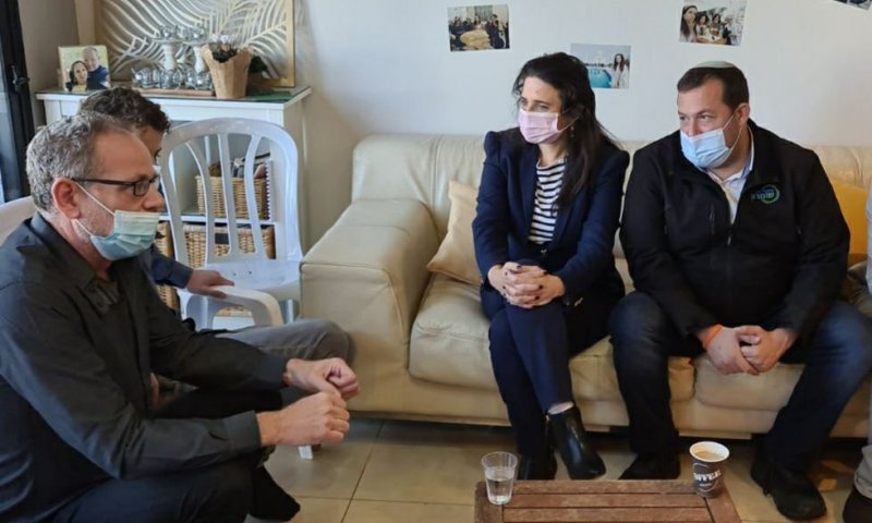 שקד מאתגרת את נתניהו מימין: "להכפיל את היישוב"