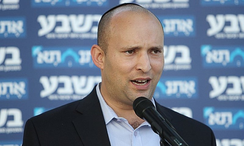 "גנדי וחיה זיסל נרצחו בידי אויב פחדן וחסר צלם אנוש"