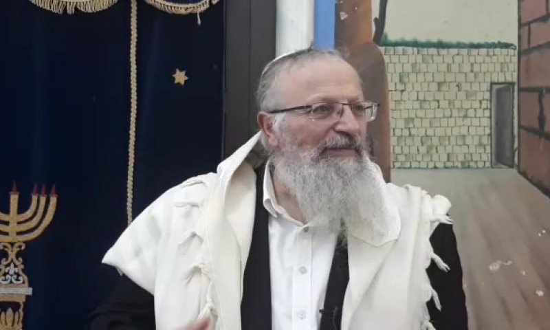 הרב אליהו: איך ייתכן שאדם נופל משיא הגובה לתחתית?