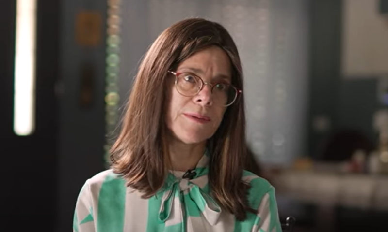 "30 נפשות בחדר וחצי, חושך ואסור להרעיש". צפו