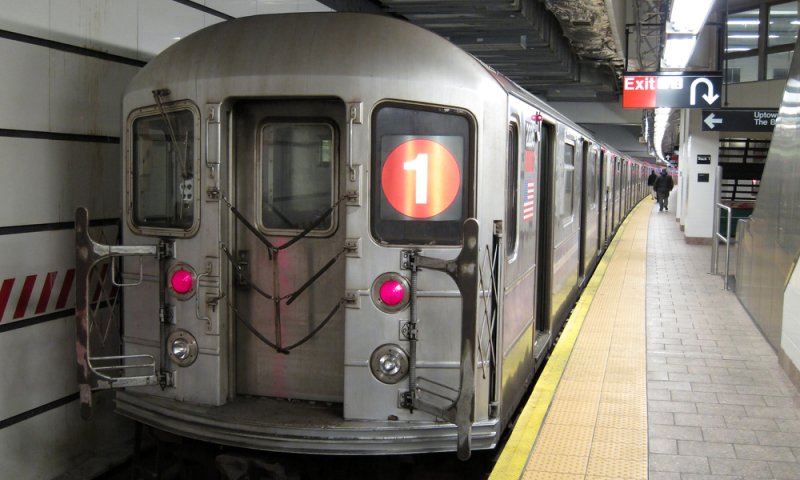 16 פצועים מירי בניו יורק: חומרי נפץ אותרו במקום