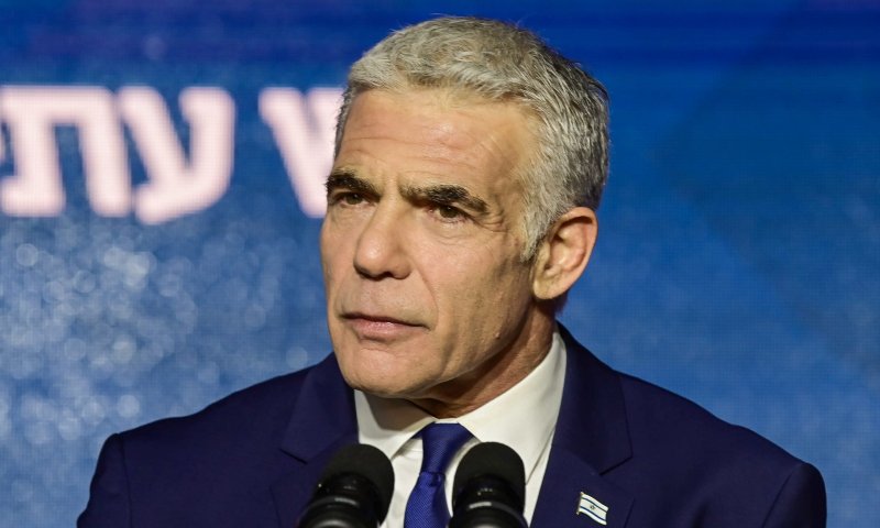 לפיד על תקיפת החיילת בחברון: ״חרפה לאומית״