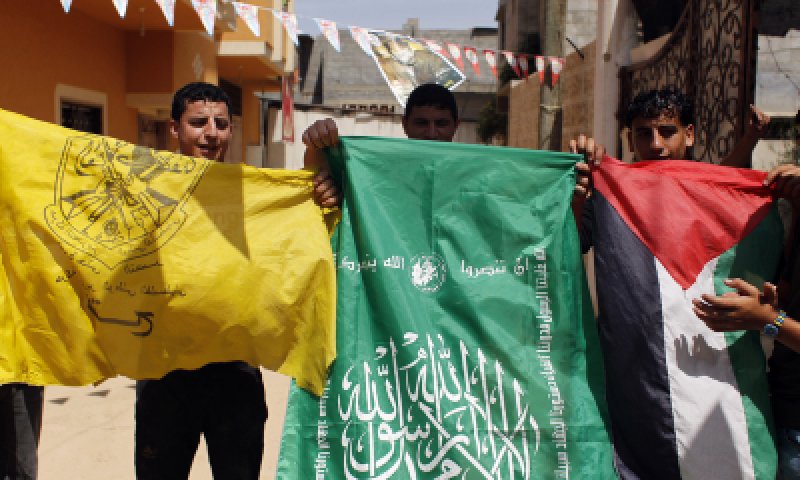 "אבו מאזן הקים ממשלת טרור עם רוצחים שפלים"